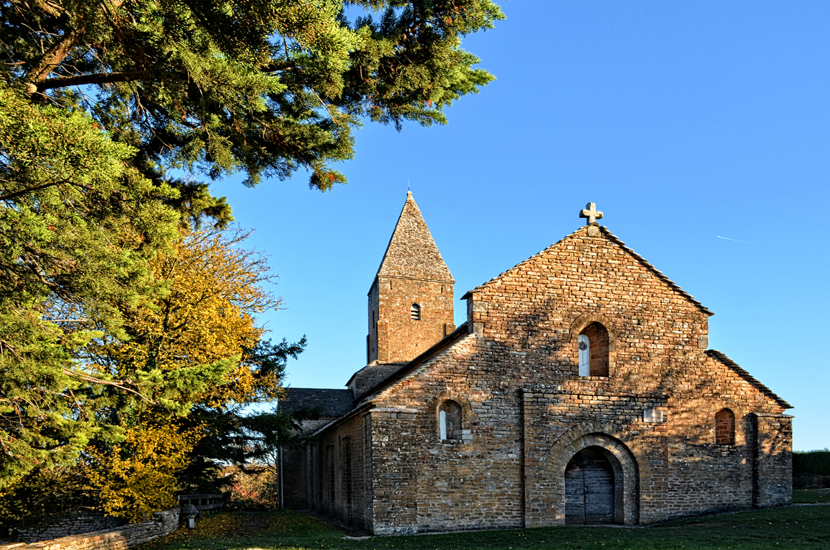 Eglise Saint-Pierre de Brancion